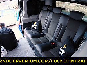 pounded IN TRAFFIC - fitness babe fucked on the backseat